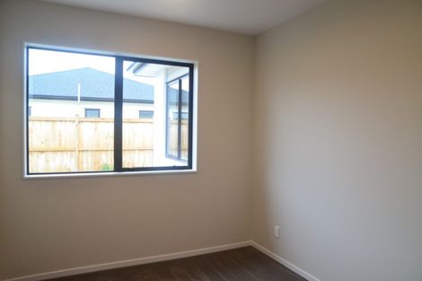 Photo of property in 215 Old Wairoa Road, Papakura, 2110