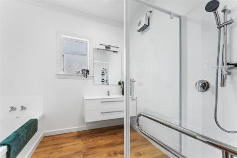 Photo of property in 32 Ranui Road, Stoke, Nelson, 7011