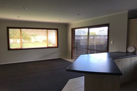 Photo of property in 1 Attymon Lane, East Tamaki, Auckland, 2016