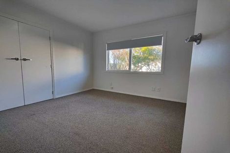 Photo of property in 24 Tyrian Close, Half Moon Bay, Auckland, 2012