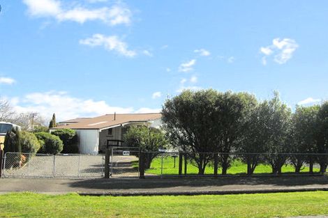 Photo of property in 13 Saint Clair Street, Takapau, 4203