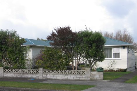 Photo of property in 9 Epsom Road, Hokowhitu, Palmerston North, 4410