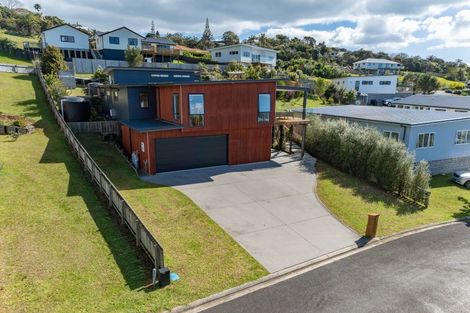 Photo of property in 5 Frangipani Street, Cable Bay, 0420