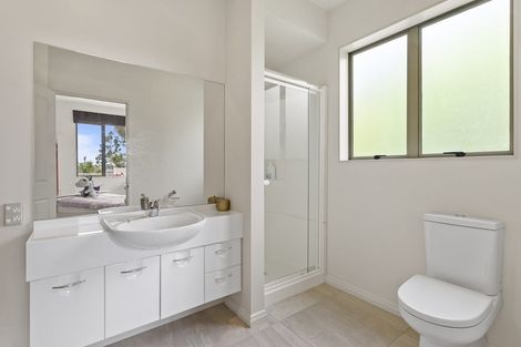 Photo of property in 24 Rame Road, Greenhithe, Auckland, 0632