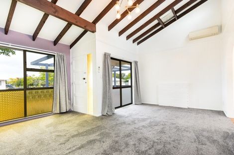 Photo of property in 28 Fleetwood Crescent, Flaxmere, Hastings, 4120