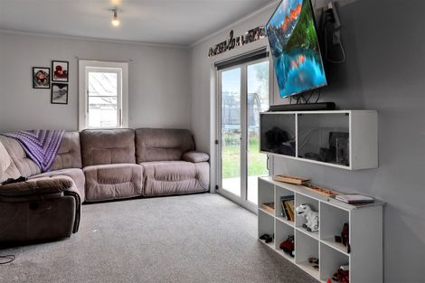 Photo of property in 14 Johnstone Street, Tinwald, Ashburton, 7700