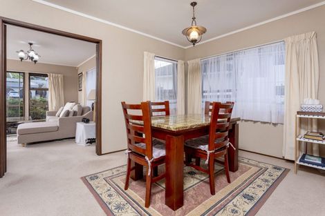 Photo of property in 134 Chelsea View Drive, Chatswood, Auckland, 0626