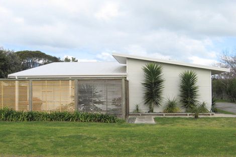 Photo of property in 106 Short Road, Whangamata, 3620