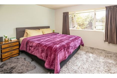 Photo of property in 142c Wainoni Road, Avondale, Christchurch, 8061
