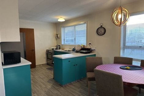 Photo of property in 2/518 Fitzroy Avenue, Hastings, 4122