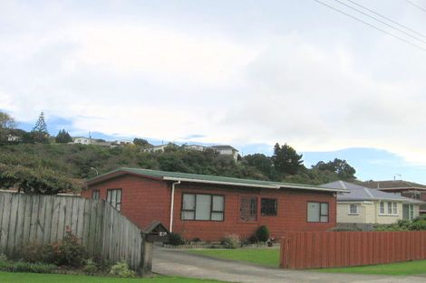 Photo of property in 79a Oxford Street, Tawa, Wellington, 5028