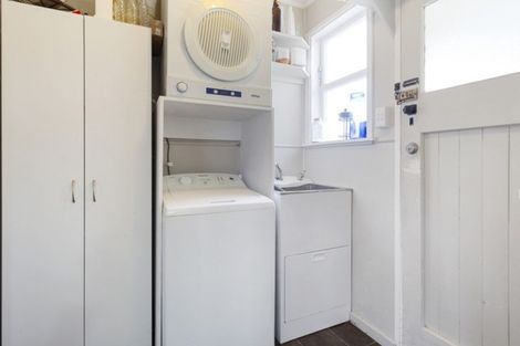 Photo of property in 99 Fairfield Road, Fairfield, Hamilton, 3214