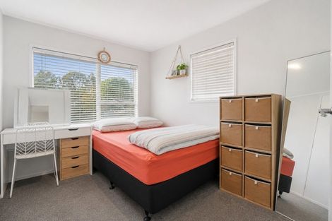 Photo of property in 44 Zita Maria Drive, Massey, Auckland, 0614