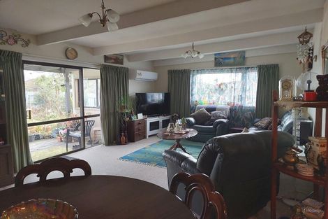 Photo of property in 8 Moorhouse Street, Waimate, 7924