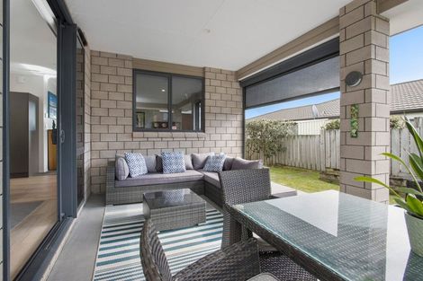Photo of property in 70 Margaret Drive, Omokoroa, 3114