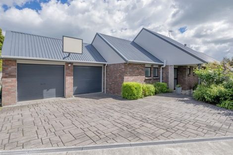 Photo of property in 15b Stuart Street, Levin, 5510