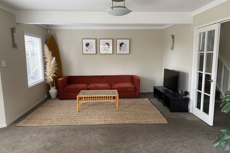 Photo of property in 1/2 Heathcote Road, Castor Bay, Auckland, 0620