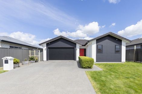Photo of property in 5 Manganui Place, Te Awa, Napier, 4110