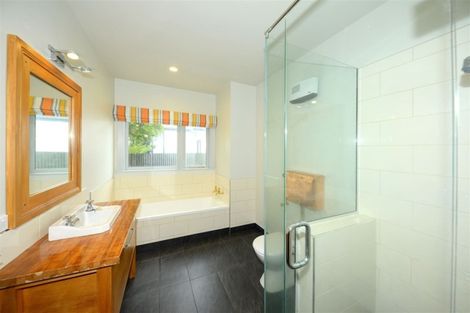 Photo of property in 134 Idris Road, Strowan, Christchurch, 8052