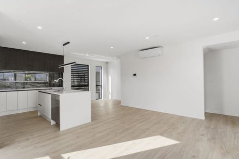 Photo of property in 31c Stanniland Street, Sunnyhills, Auckland, 2010