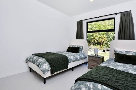 Photo of property in 3203 Archers Road, Tennyson Inlet, 7195