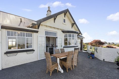 Photo of property in 366 Devon Street West, Lynmouth, New Plymouth, 4310