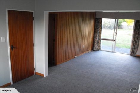 Photo of property in 42 Kimberley Grove, Westbrook, Palmerston North, 4412