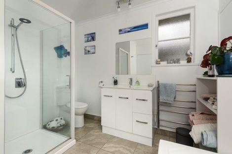 Photo of property in 92 Dinsdale Road, Dinsdale, Hamilton, 3204