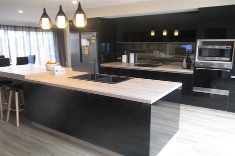 Photo of property in 16 David Buist Crescent, Halswell, Christchurch, 8025