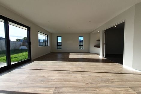 Photo of property in 16 Lanner Drive, Rolleston, 7615