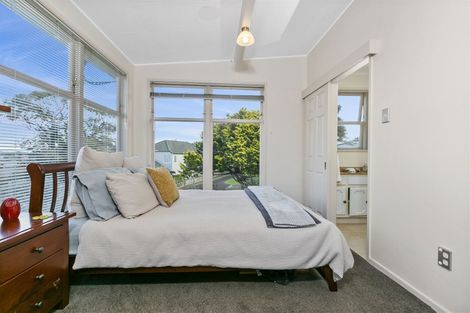 Photo of property in 2/59 Hillsborough Road, Hillsborough, Auckland, 1042