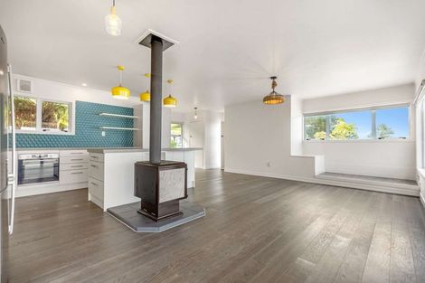 Photo of property in 35 Adams Road, Thornton Bay, Thames, 3575