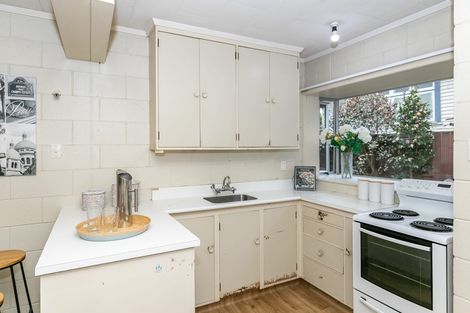 Photo of property in 2/121 Queens Avenue, Frankton, Hamilton, 3204