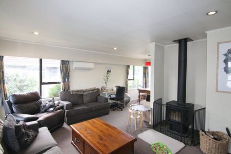 Photo of property in 9 Appleby Crescent, Burnside, Christchurch, 8053