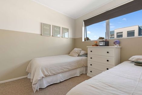 Photo of property in 31 Reynolds Place, Papamoa Beach, Papamoa, 3118