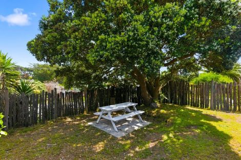 Photo of property in 628 Waitarere Beach Road, Waitarere Beach, Levin, 5510