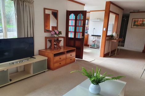 Photo of property in 1/295 East Coast Road, Mairangi Bay, Auckland, 0630