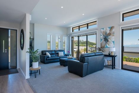 Photo of property in 18 Hill Tops Way, Stoke, Nelson, 7011