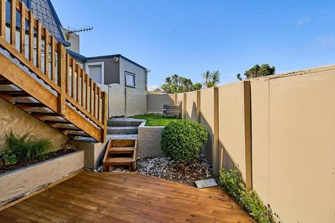 Photo of property in 33 Acacia Avenue, Maungaraki, Lower Hutt, 5010