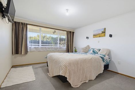Photo of property in 10b Taurus Place, Kawaha Point, Rotorua, 3010