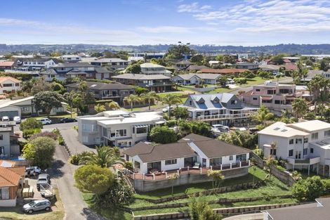 Photo of property in 44 Bannings Way, Hobsonville, Auckland, 0618