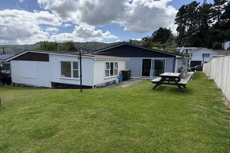 Photo of property in 34 Thomson Grove, Stokes Valley, Lower Hutt, 5019
