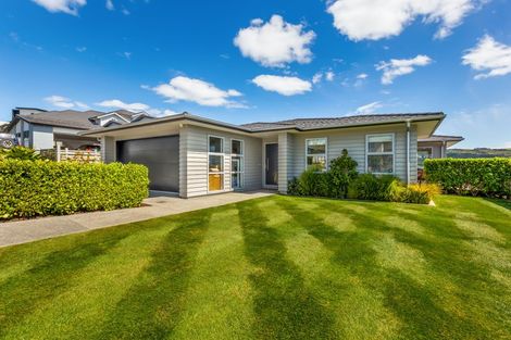 Photo of property in 36 John Burke Drive, Aotea, Porirua, 5024
