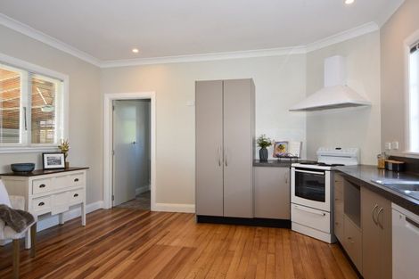 Photo of property in 105 Broadway, Carterton, 5713