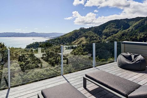 Photo of property in 18 Huia Road, Days Bay, Lower Hutt, 5013