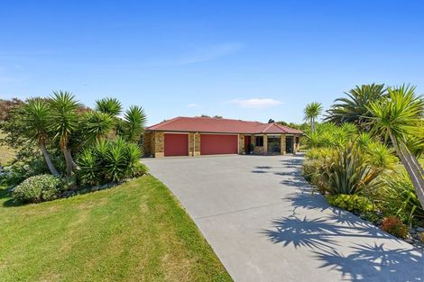 Photo of property in 47 Rutherford Drive, Waikanae Beach, Waikanae, 5036