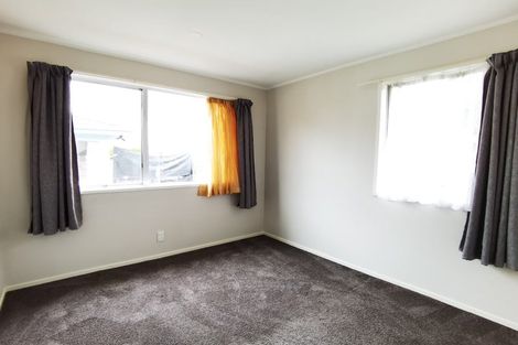 Photo of property in 363 Bucklands Beach Road, Bucklands Beach, Auckland, 2012