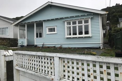 Photo of property in 39 Brighton Street, Island Bay, Wellington, 6023
