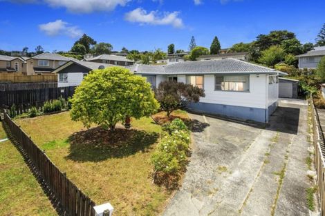 Photo of property in 71 Salamanca Road, Sunnynook, Auckland, 0620