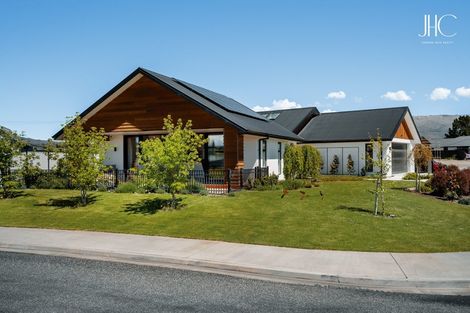 Photo of property in 1 Sequoia Close, Alexandra, 9320